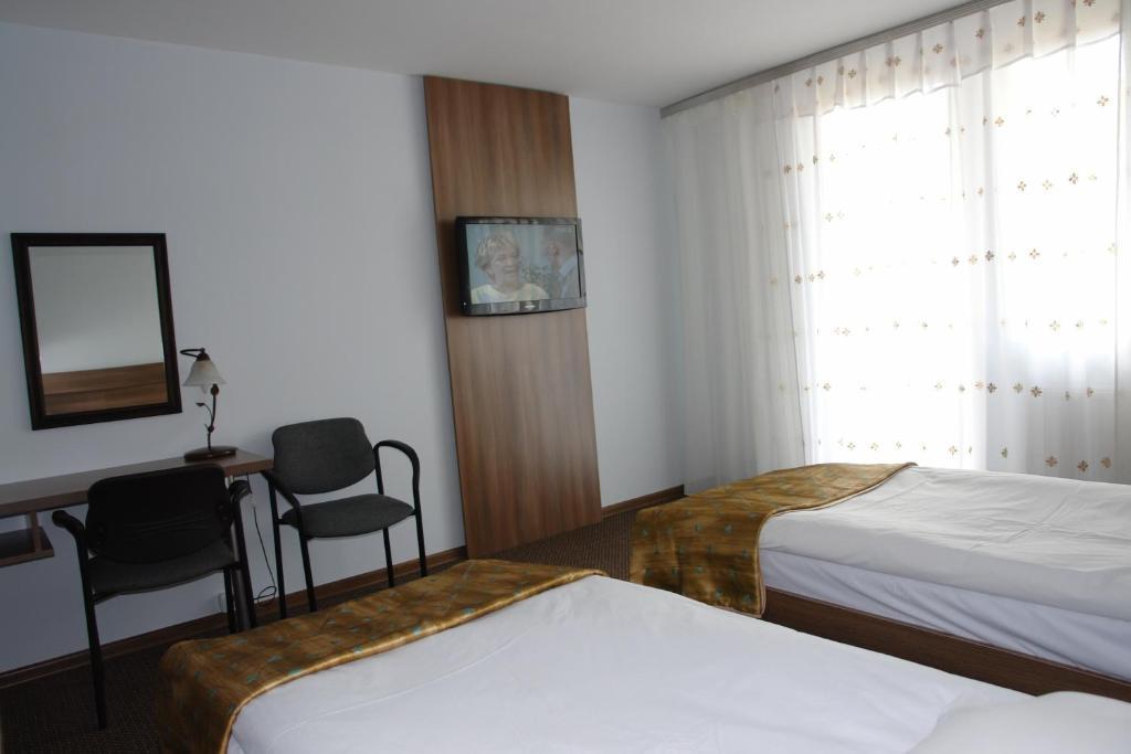 Hotel Junior Zamość Pokoj fotografie
